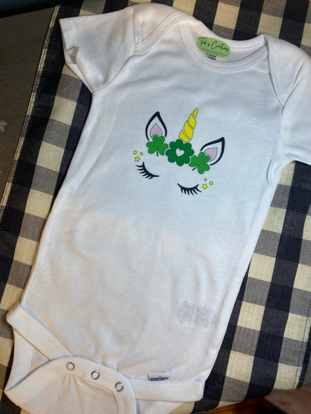 BTD Unicorn holiday Onesies 12 Mo