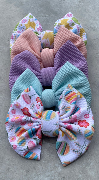 Starla’s bullet fabric bows